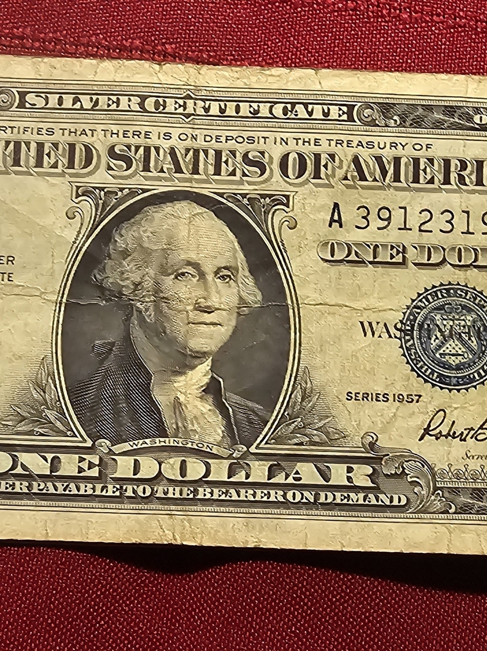 Vintage US One Dollar Silver Certificates - Set of 3 - Picture 5 of 6